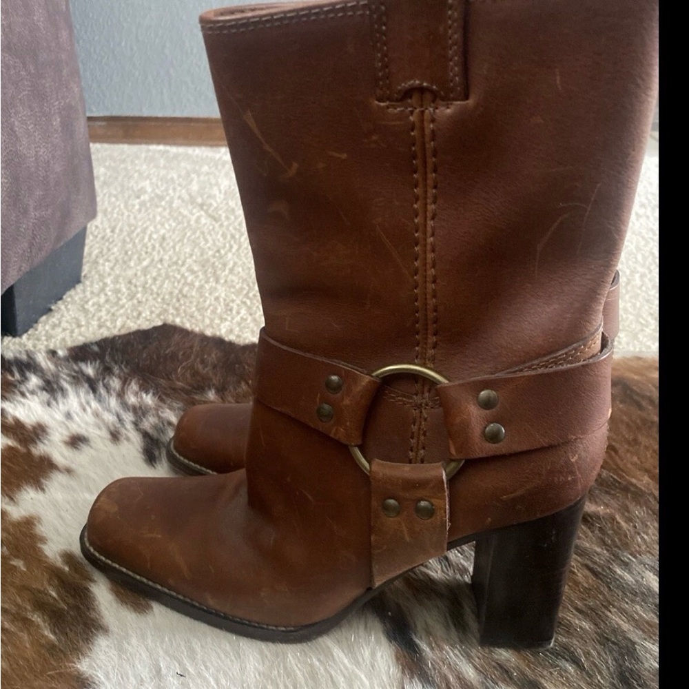 Michael Kors Harness Boots Heels Brown Distressed Leather Italy 6M - Picture 2 of 6